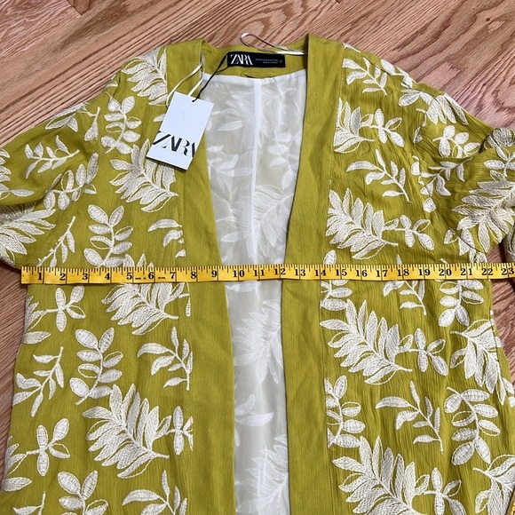 New! Zara women’s XS-S lime green embroidered leaves long kimono with pockets. - Picture 12 of 15